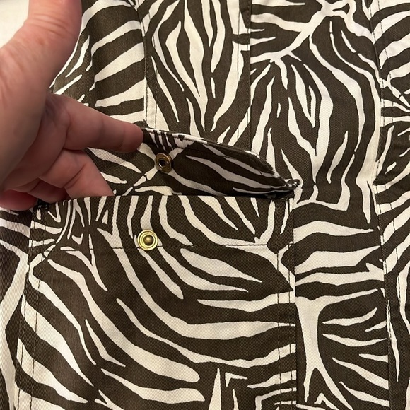 Jones New York-L-Olive Green and white-zebra print, denim type jacket. - Picture 6 of 12